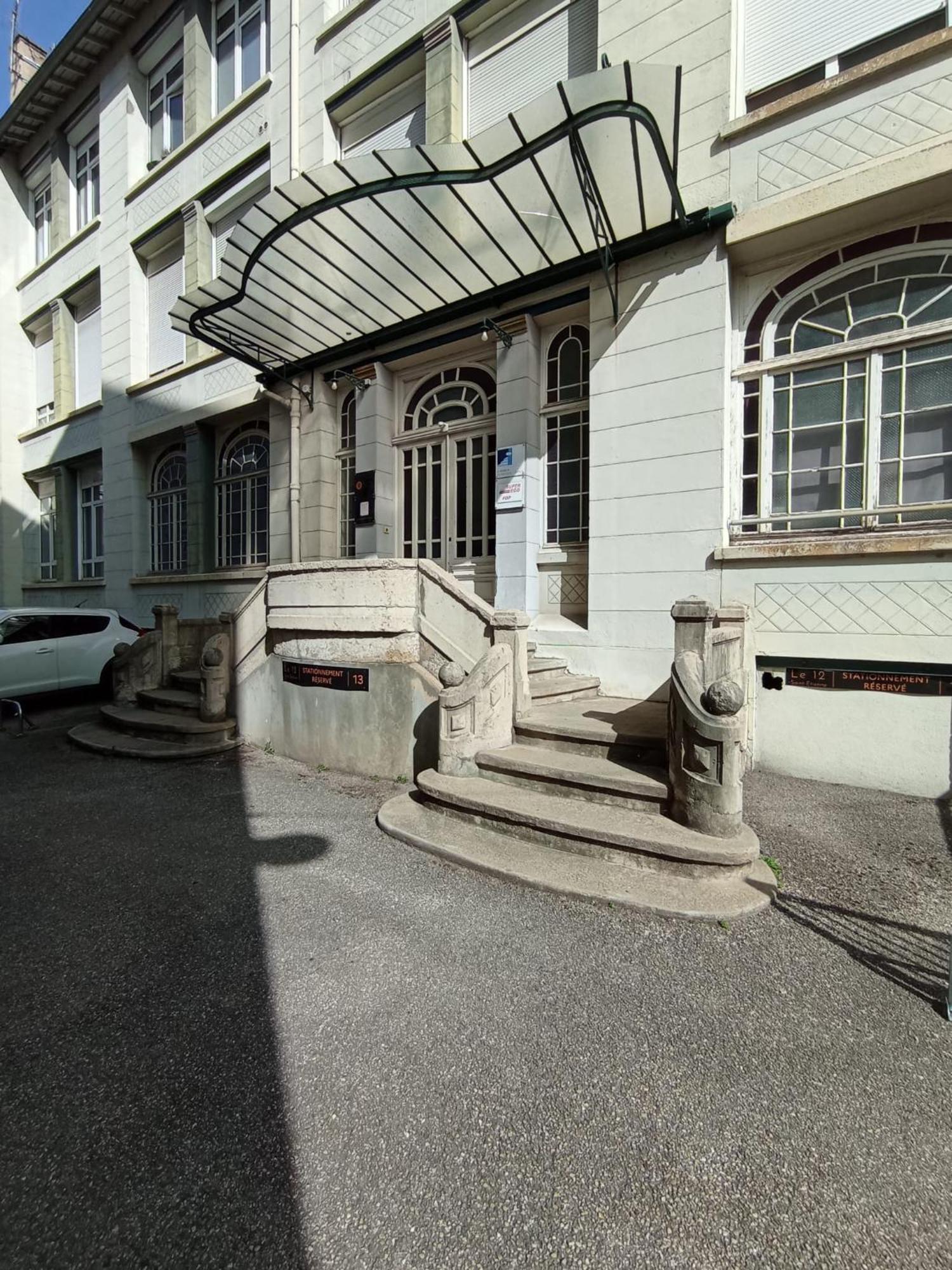 Le 12 Wifi Cosy Parking Gratuit Apartment Сент Етиен Екстериор снимка